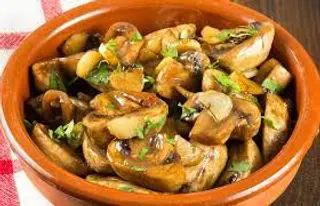 Tapa De Champiñones Al Ajillo