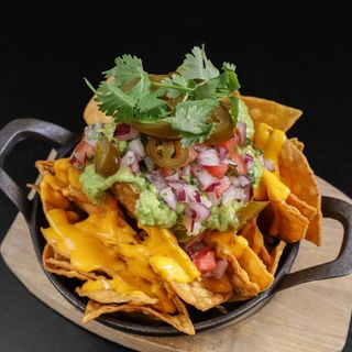Nachos a la brasa