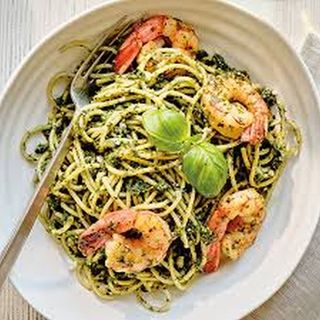 Pesto with prawns