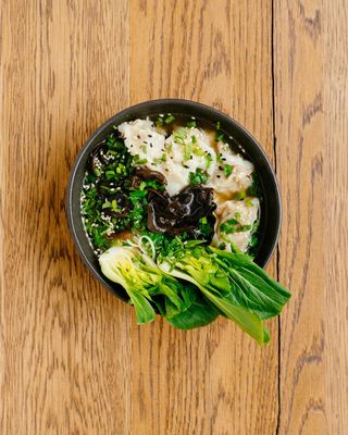 ვონტონები ატრიით / WONTONS WITH NOODLES