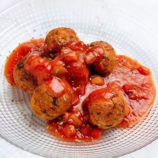 Albóndigas al ragú