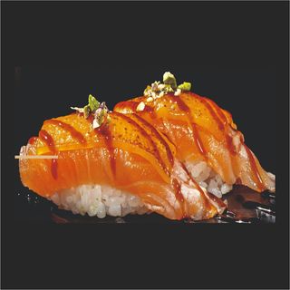 258 nigiri salmon queso salsa anguila 4 und