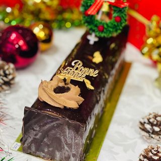 BUCHE TOUT CHOCOLAT 6 PERSONNES