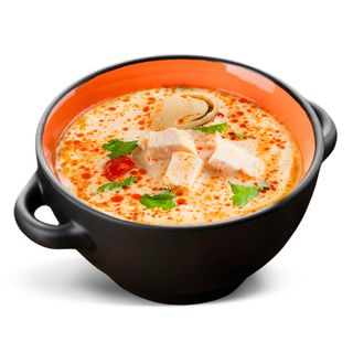 Tom Yum cu pui