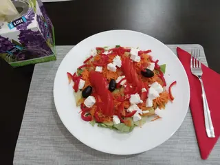 Salată Grecească 400 gr