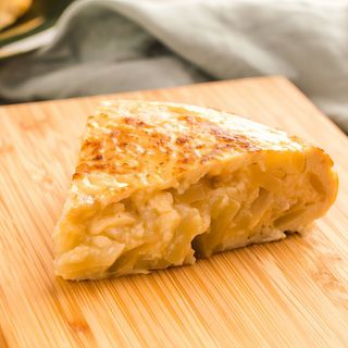 DESAYUNO B- Tortilla de Patatas y cebolla