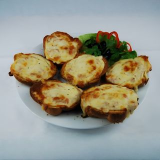 Tartine cu rosii si mozarella bruschet