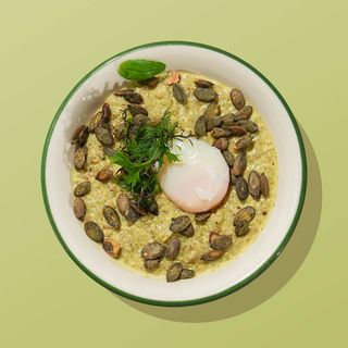 Hrișcă verde cu ou poșat