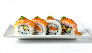93. Sushi di salmone
