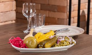 მწნილის ასორტი