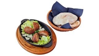 MEZZA Kibbe HALABIYE i pita