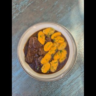 Pašticada s njokima od batata