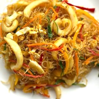 Calamari Singapore Noodles