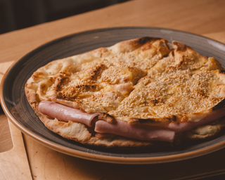 Pizza sendvič barena pecenica 380gr