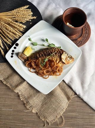 Карась смажений