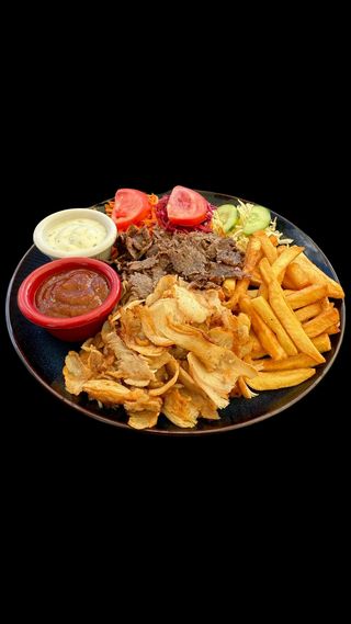 Doner kebab na talerzu mega