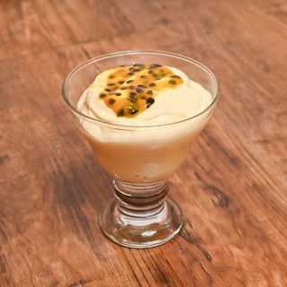 Mousse Maracuyá (Porción)