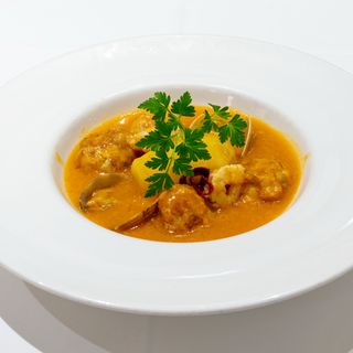 Marmita De Marisco Y Pescado De Roca