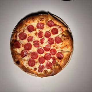 Пицца пепперони