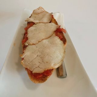 Tostada de lomo de orza 