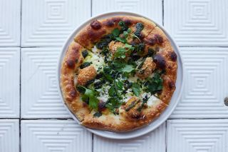 Котлетки по-київськи з кроповим маслом