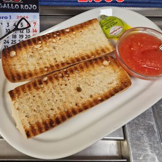 Tostada con tomate 