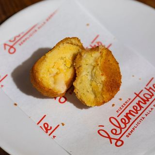 CROCCHETTA PROVOLA E PEPE
