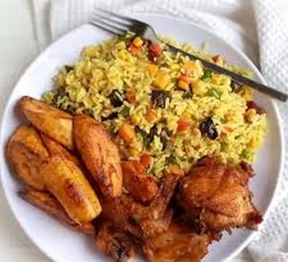 Fried rice  + Plantain + Chicken + Pack