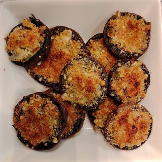 Champiñones gratinados con permesano