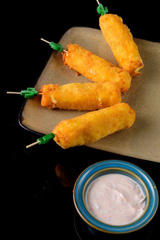 Сырные палочки 12 штук