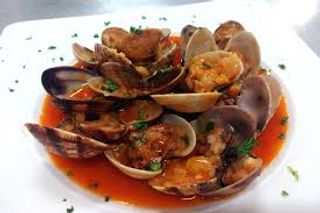 Tapa De Almejas A La Marinera