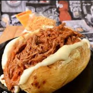 Batata recheada de carne louca