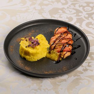 Piept de pui cu mozzarella și cartofi piure