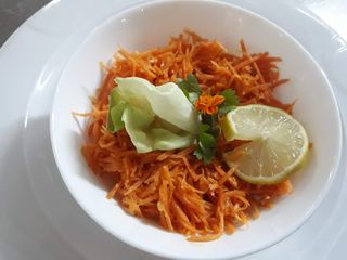 SALATA DE  MORCOV  JULIEN MARINAT (in stil coreean)                 