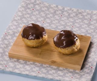 Bigne al cioccolato 2pz