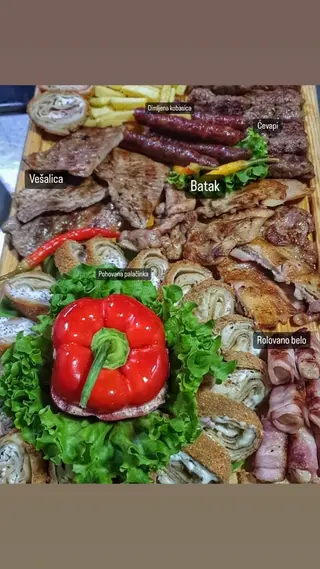 Bela vešalica