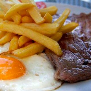 Filete De Cerdo Con Huevo