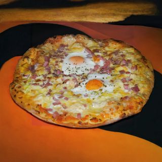 Pizza Con Huevo (40 Cm.)