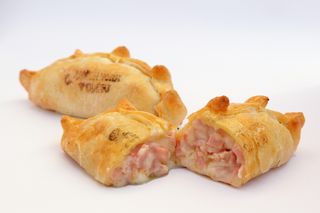 Empanada de jamón y queso