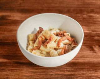 Rigatoni a la carbonara