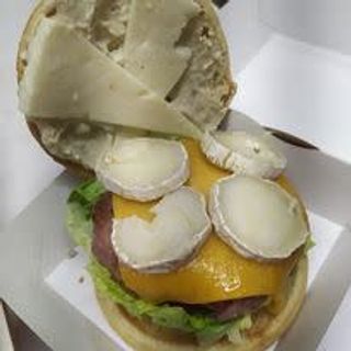 Hamburguesa Cuatro Quesos