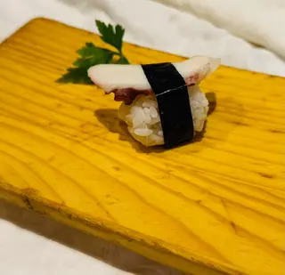 47 Nigiri tako 
