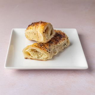 Pita sa piletinom i pavlakom 150 grama