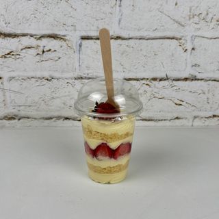 ჭიქის ტორტი მარწყვით ( 280 გრ )