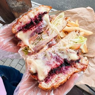 Бургер SUPER CHEESE