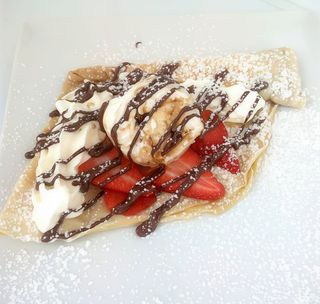 Crepes com Gelado + 2 Toppings