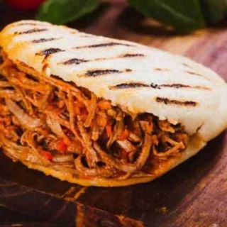 Arepa de Cerdo Horneado Normal
