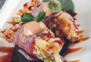 280 Tuna flower roll