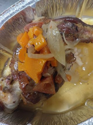 Paletilla De Cordero Asado