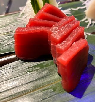 62. Sashimi atún balfego (8 pzs.)